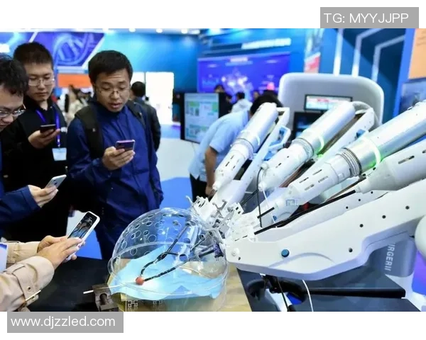 足球巨星助力缅甸足球发展 打造未来新星梦想之路