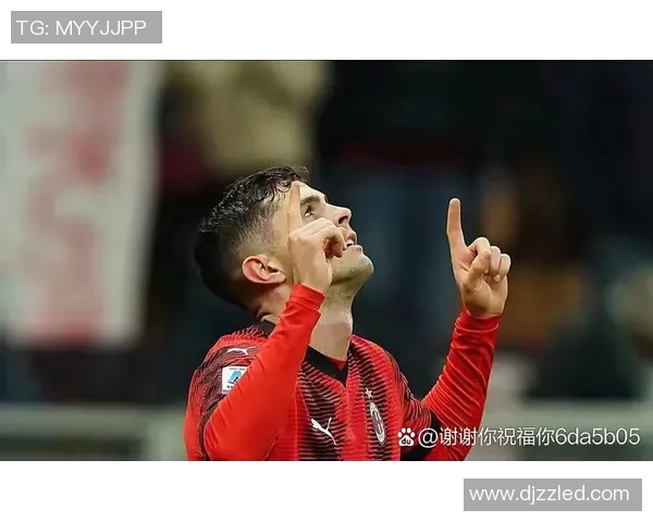 足球场上打人引发争议 这位球星为何突然动手成焦点